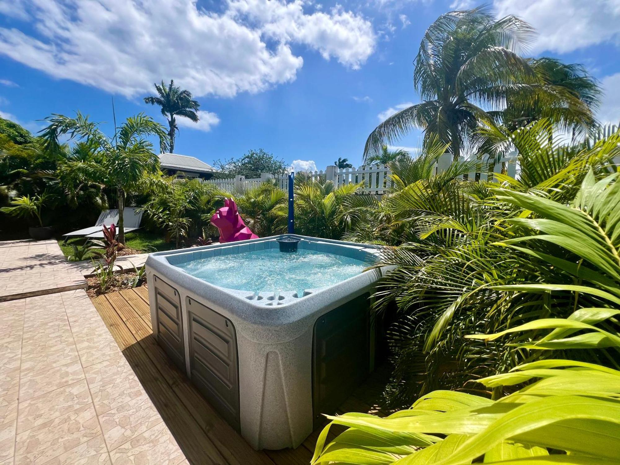 Villa Simeon Saint Francois Avec Piscine Privee Et Jacuzzi Proche Plage Exterior photo